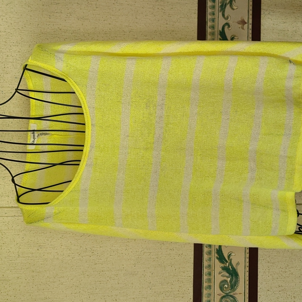 Aeropostale women's sweater